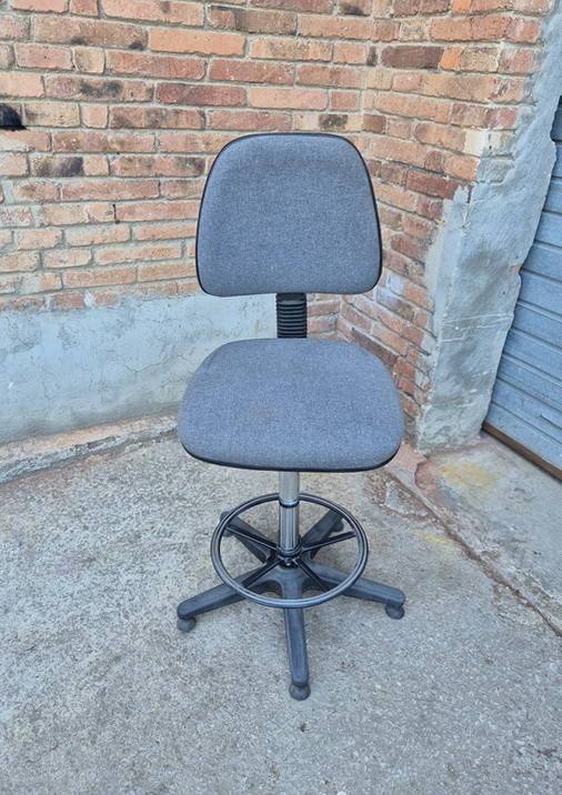 silla giratoria oficina 112x58x58 1u